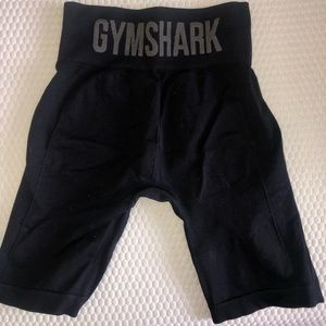 Gymshark Flex High Waisted Shorts - Black - size small